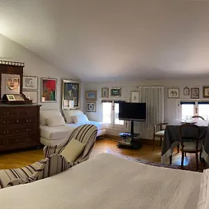 https://maison-26-luxury-suites.emilia-romagnahotels.net